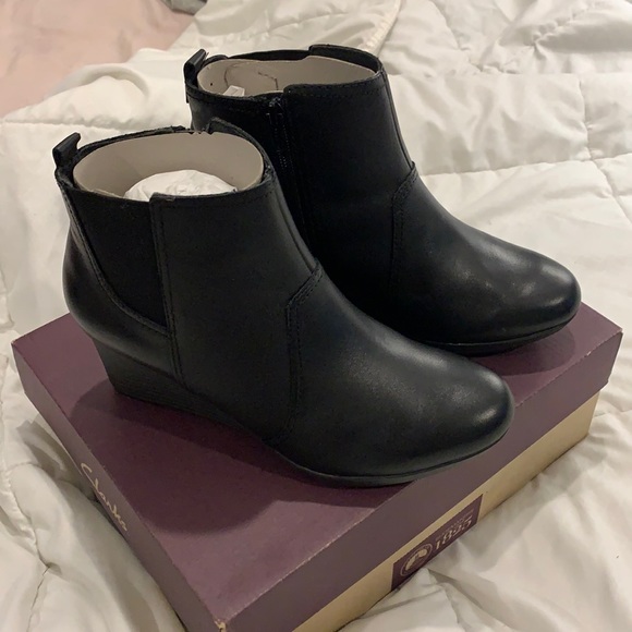 Clarks Shoes - Clarks Women’s Black Wedge Zip Up Boots